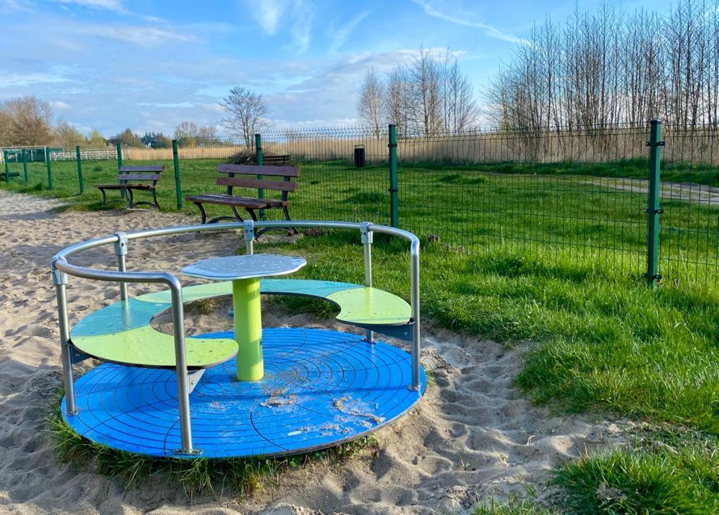 Apartamenty Pod Żaglami Dziwnowek Bagian luar foto