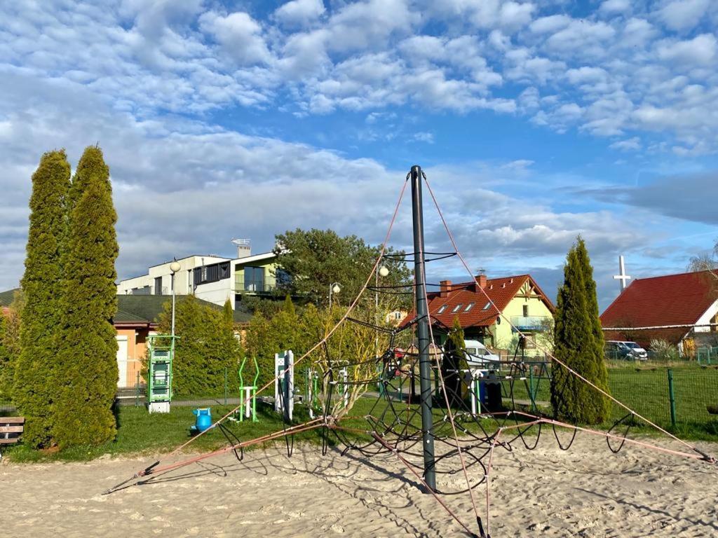Apartamenty Pod Żaglami Dziwnowek Bagian luar foto